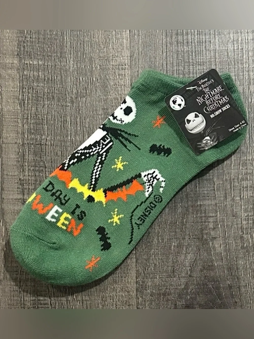 💞 New Women’s Green Nightmare Before Christmas “Every Day Is Halloween” Socks